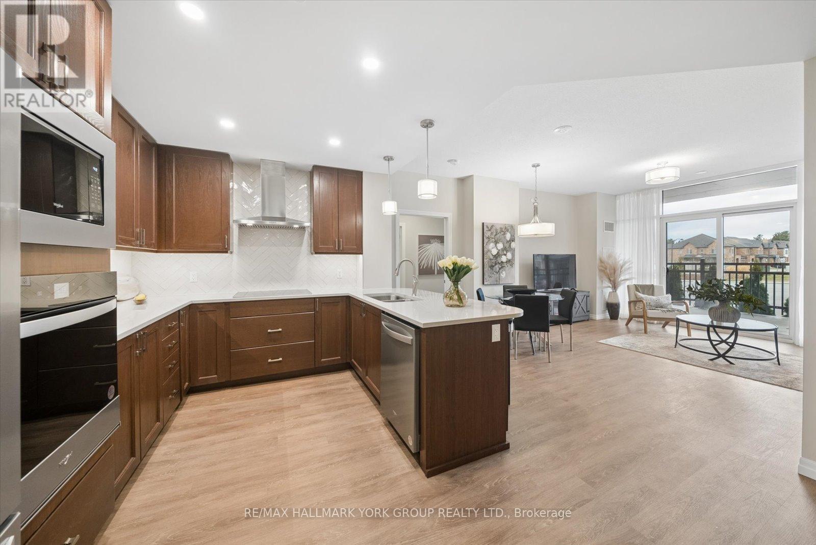 116 - 460 William Graham Drive, Aurora, Ontario  L4G 1X9 - Photo 13 - N12995584