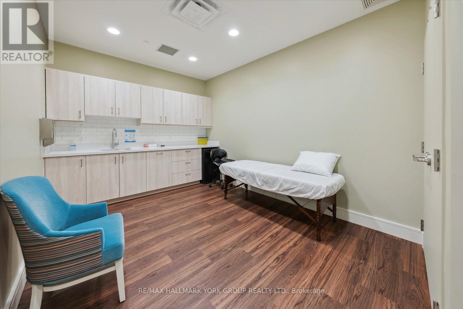 116 - 460 William Graham Drive, Aurora, Ontario  L4G 1X9 - Photo 41 - N12995584