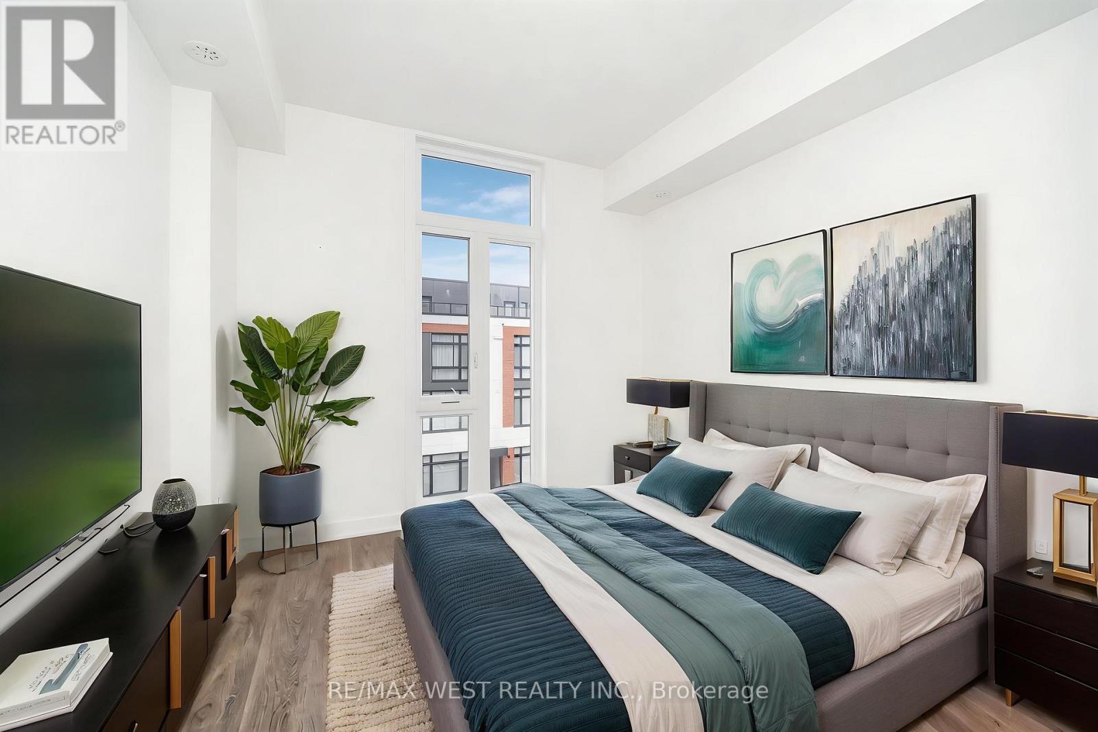 1103 - 12 David Eyer Road, Richmond Hill, Ontario  L4S 0N3 - Photo 8 - N12995600