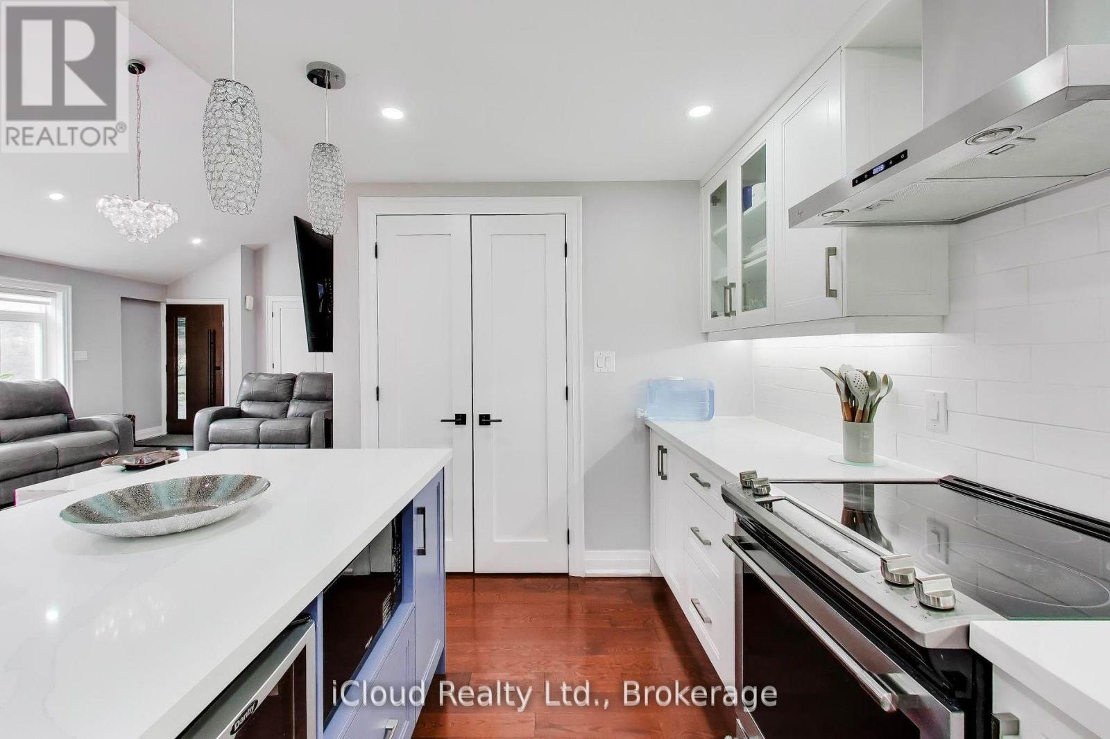 16175 Jane Street E, King, Ontario  L7B 0G3 - Photo 12 - N12995676