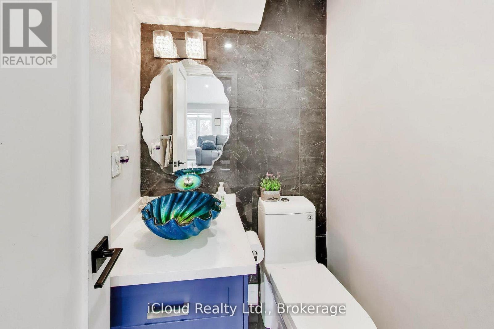 16175 Jane Street E, King, Ontario  L7B 0G3 - Photo 25 - N12995676