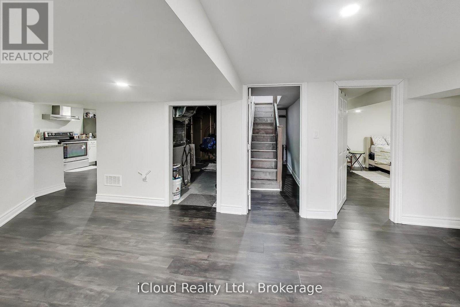 16175 Jane Street E, King, Ontario  L7B 0G3 - Photo 34 - N12995676