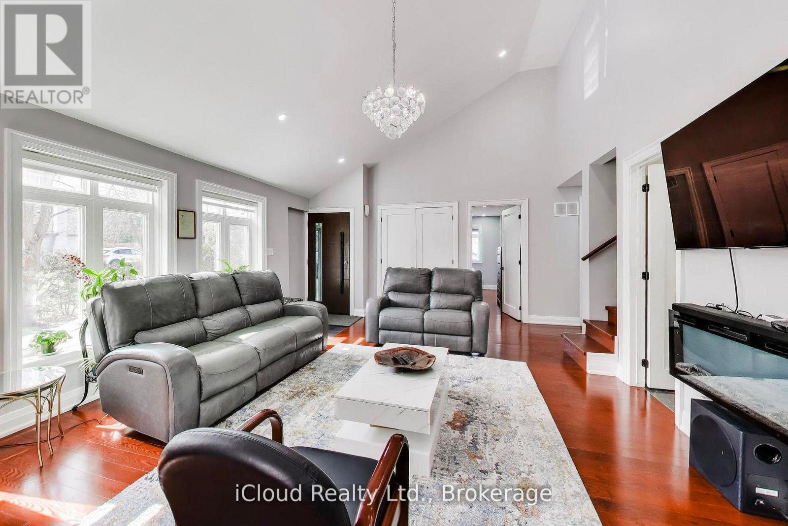 16175 Jane Street E, King, Ontario  L7B 0G3 - Photo 7 - N12995676