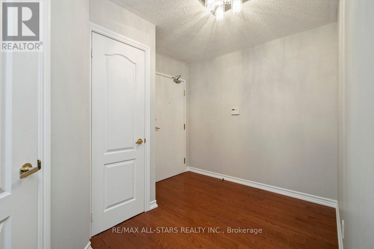 107 - 50 The Boardwalk Way, Markham, Ontario  L6E 1B6 - Photo 34 - N12995700