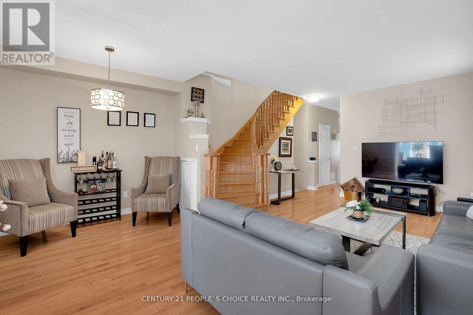 160 Carrier Crescent, Vaughan, Ontario  L6A 0T2 - Photo 4 - N12995718