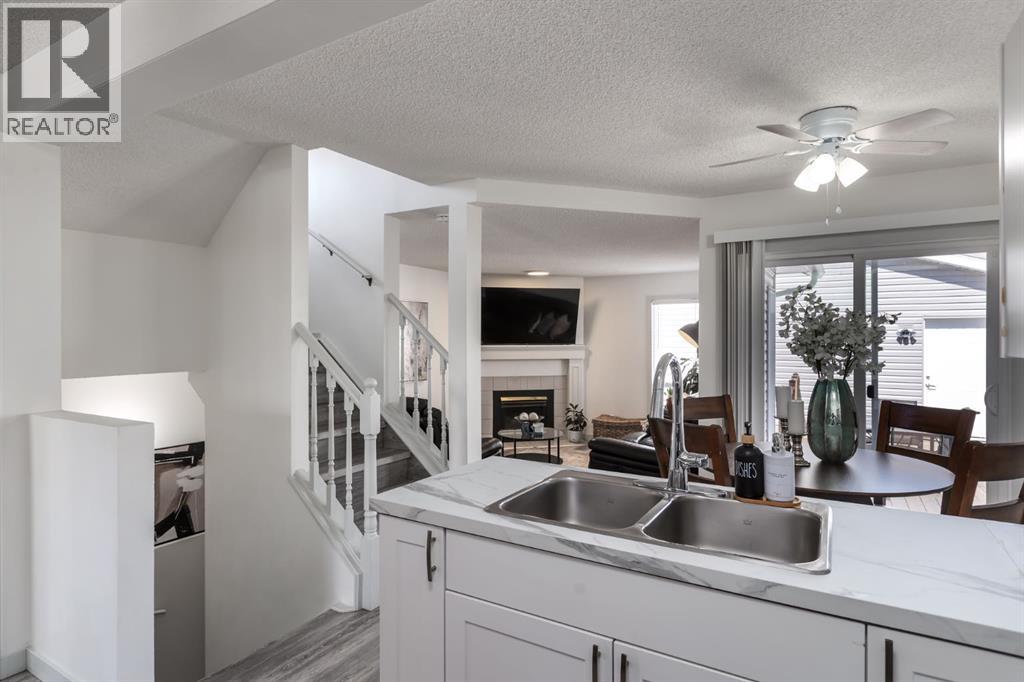 303 Coventry Close Ne, Calgary, Alberta  T3K 4C5 - Photo 7 - A2299541