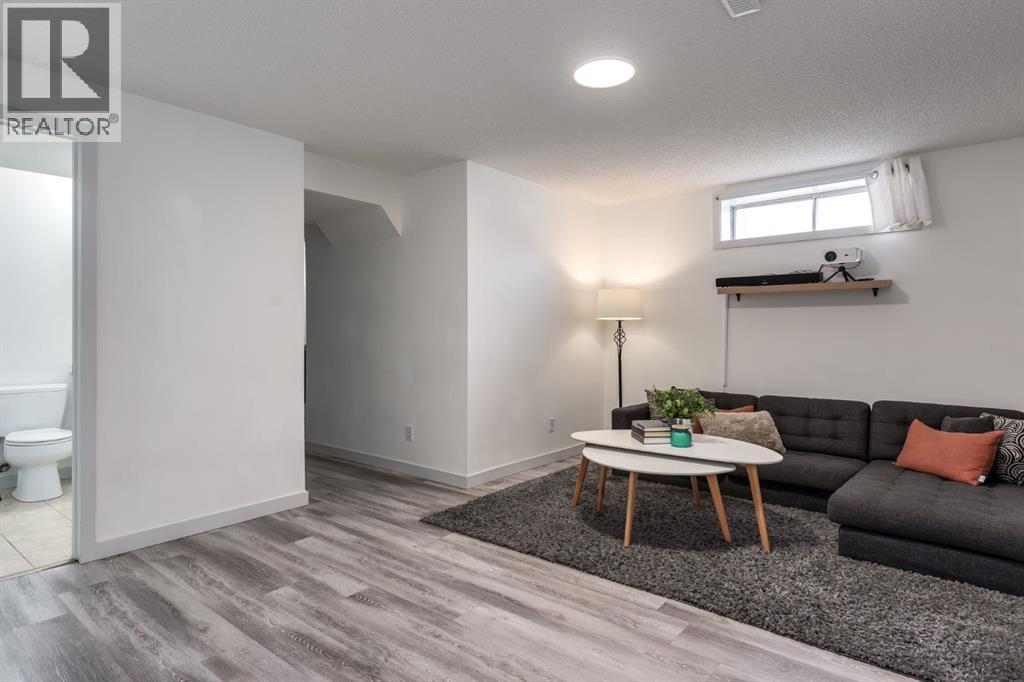 303 Coventry Close Ne, Calgary, Alberta  T3K 4C5 - Photo 22 - A2299541