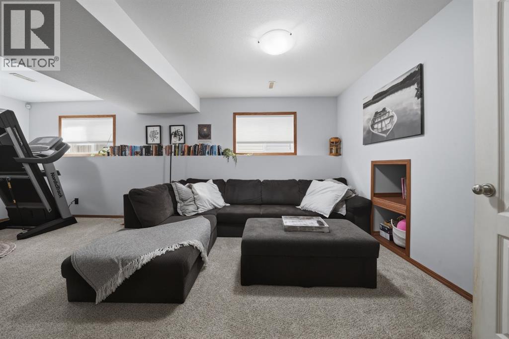 116 Kentwood Drive, Red Deer, Alberta  T4P 4C4 - Photo 24 - A2300830