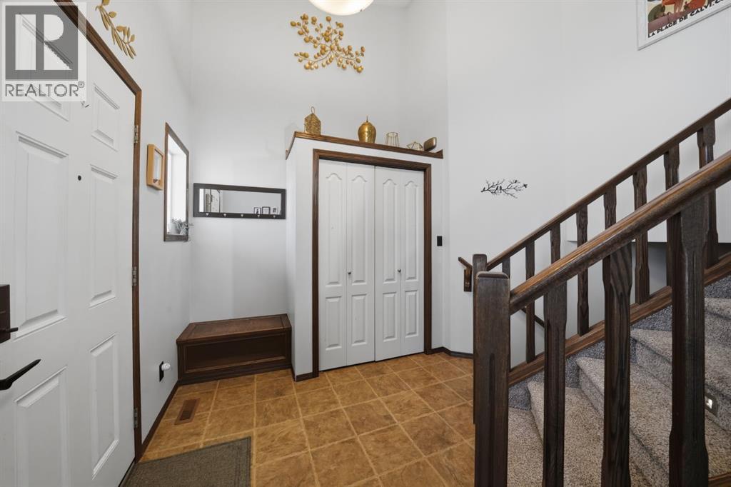 116 Kentwood Drive, Red Deer, Alberta  T4P 4C4 - Photo 5 - A2300830