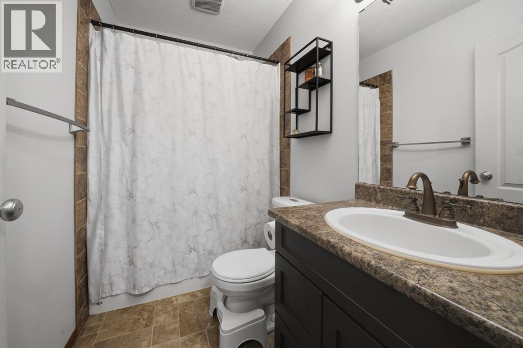 116 Kentwood Drive, Red Deer, Alberta  T4P 4C4 - Photo 21 - A2300830