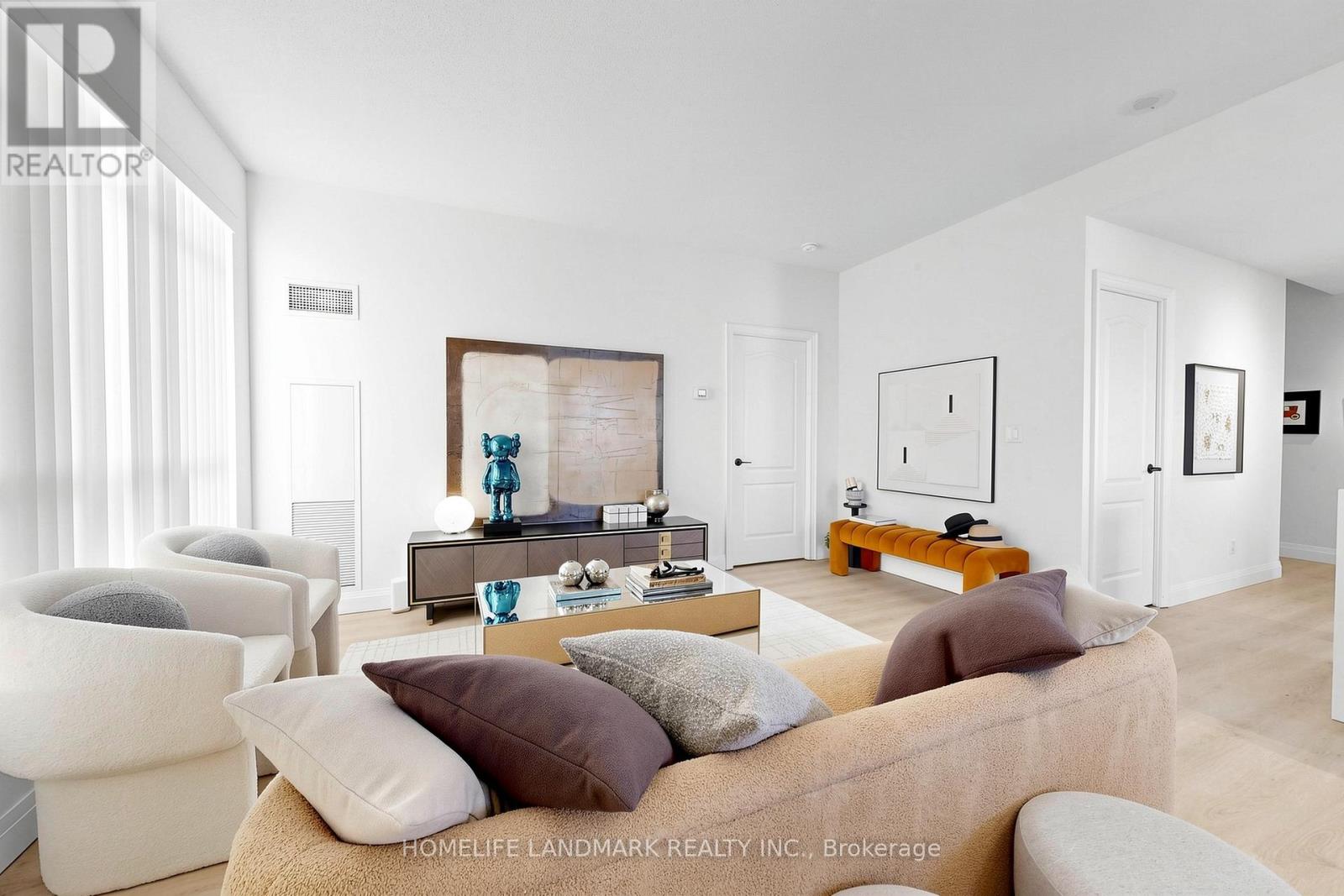 Lph5 - 51 Saddlecreek Drive, Markham, Ontario  L3T 7Z1 - Photo 3 - N12994136