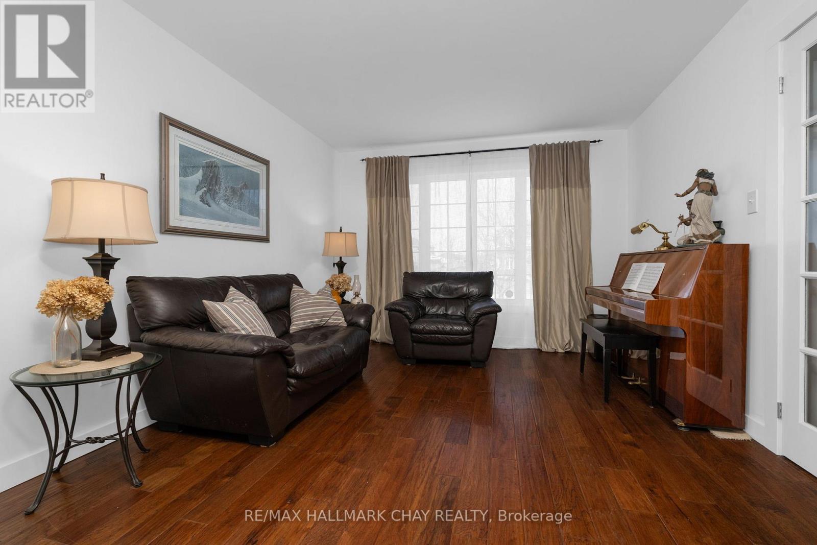 63 Northview Crescent, Barrie (Northwest), Ontario  L4N 9T5 - Photo 14 - S12995464