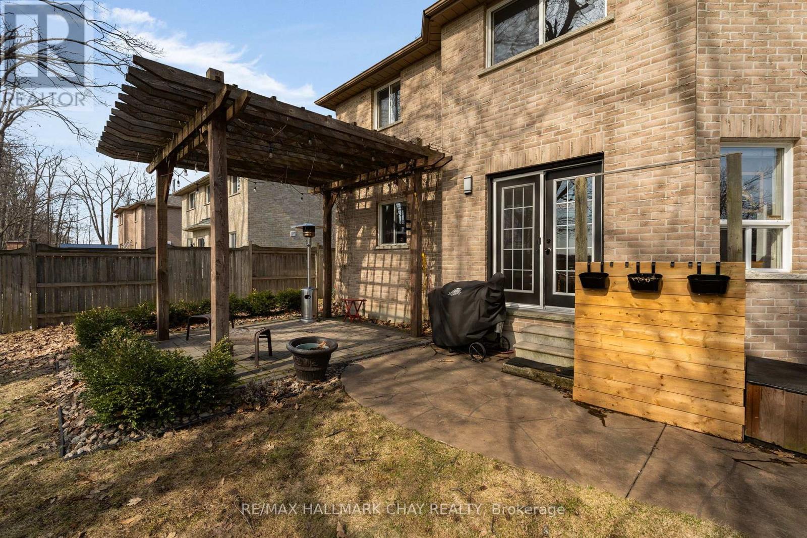 63 Northview Crescent, Barrie (Northwest), Ontario  L4N 9T5 - Photo 32 - S12995464