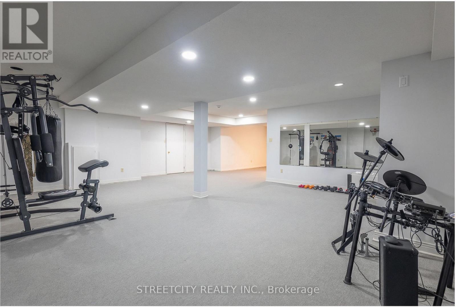 397 Grangeover Court, London North, Ontario  N6G 4K8 - Photo 45 - X12945158