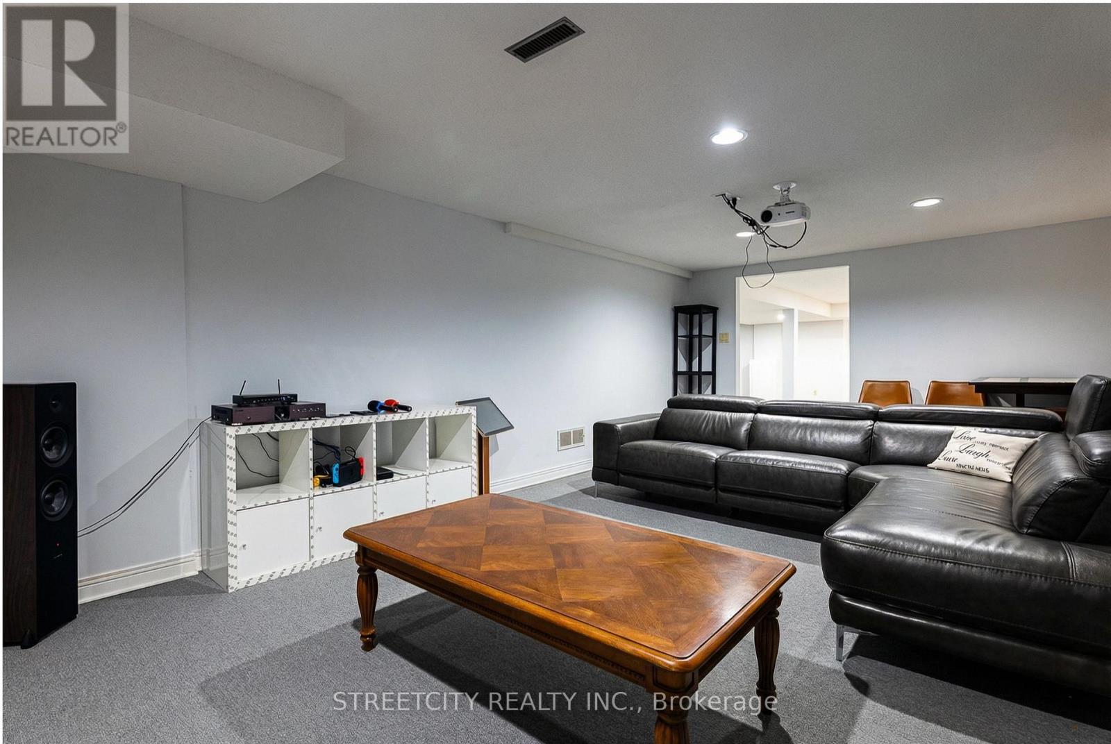 397 Grangeover Court, London North, Ontario  N6G 4K8 - Photo 48 - X12945158