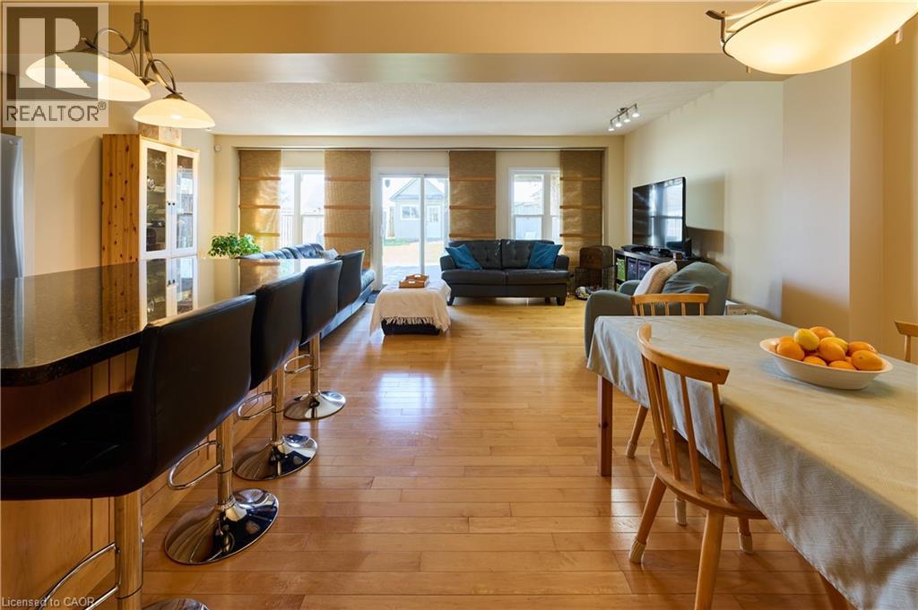 126 Snowdrop Crescent, Kitchener, Ontario  N2E 4G7 - Photo 8 - 40820445