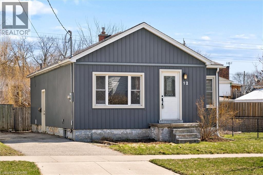 12 St Vincent Street, Kitchener, Ontario  N2H 4R2 - Photo 2 - 40820384