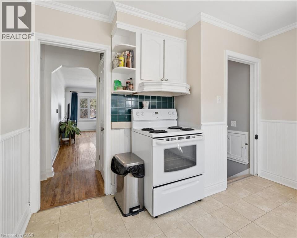 12 St Vincent Street, Kitchener, Ontario  N2H 4R2 - Photo 8 - 40820384