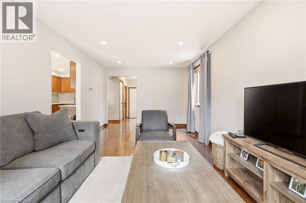 1 Tomahawk Drive, Grimsby, Ontario  L3M 5G4 - Photo 11 - 40820201