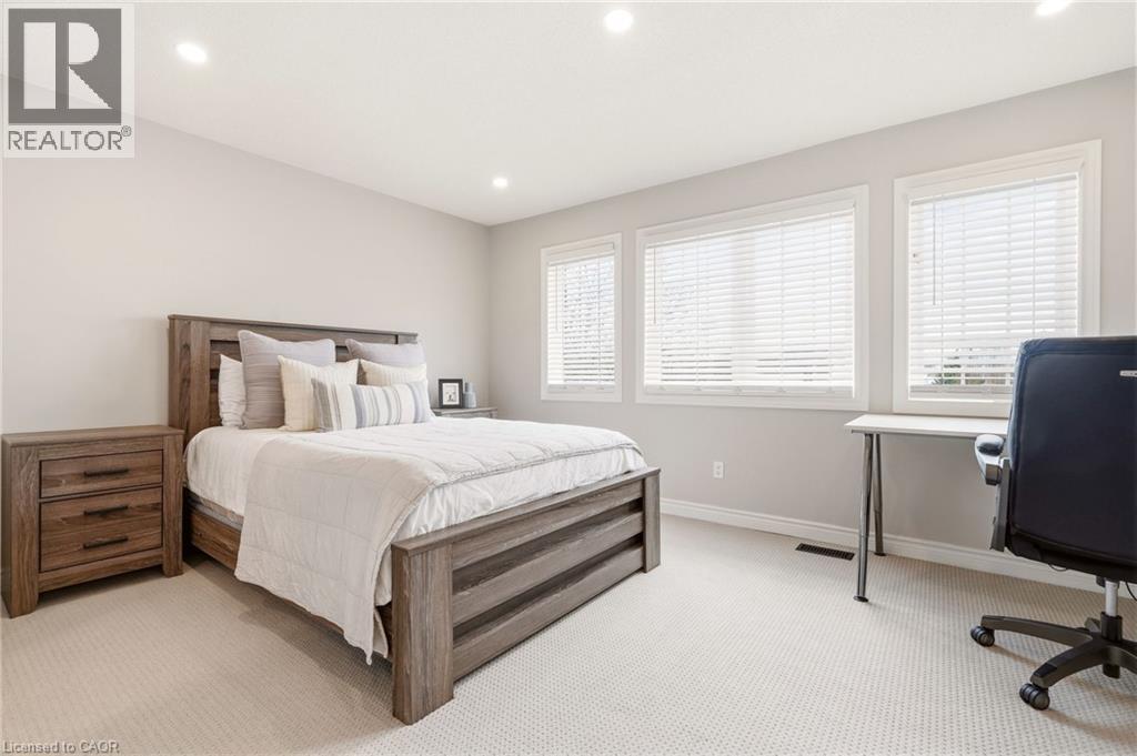 1 Tomahawk Drive, Grimsby, Ontario  L3M 5G4 - Photo 26 - 40820201