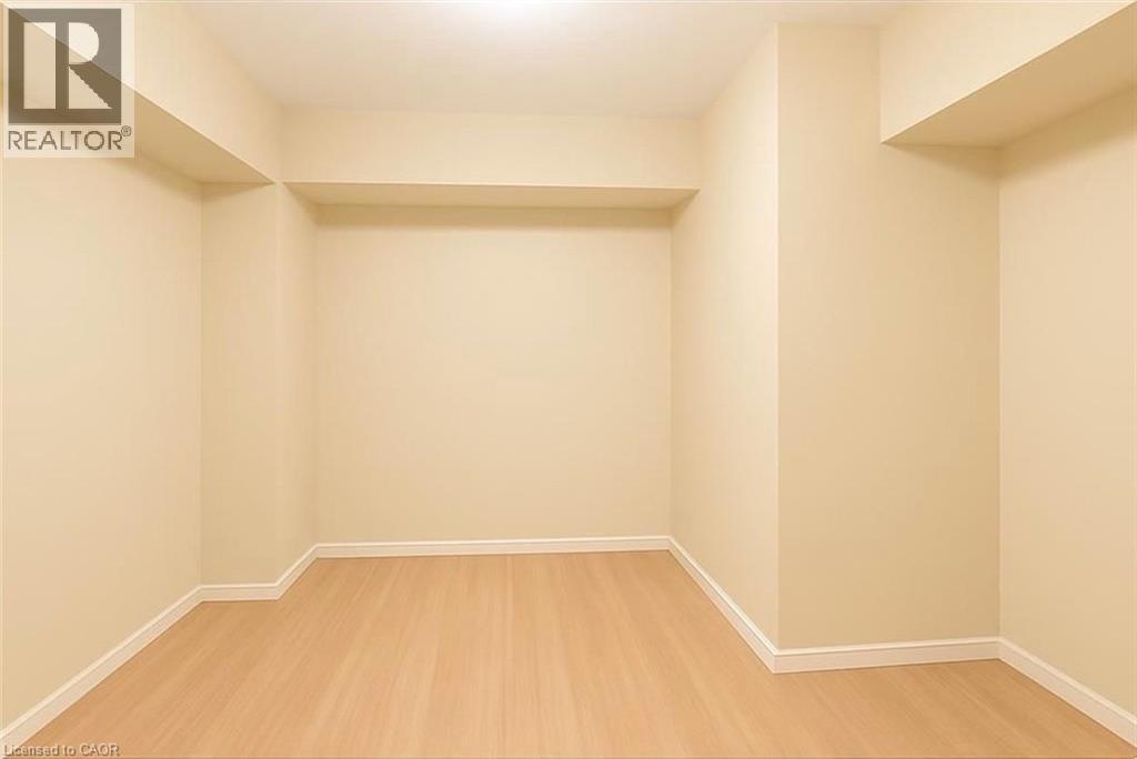 1 Tomahawk Drive, Grimsby, Ontario  L3M 5G4 - Photo 33 - 40820201