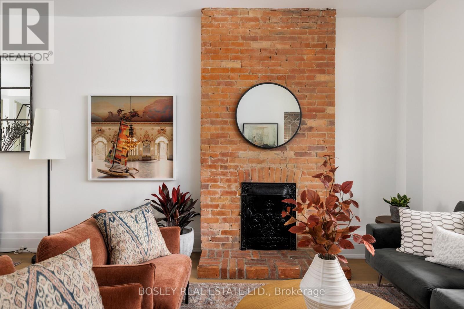 140 GARDEN AVENUE, Toronto, Ontario