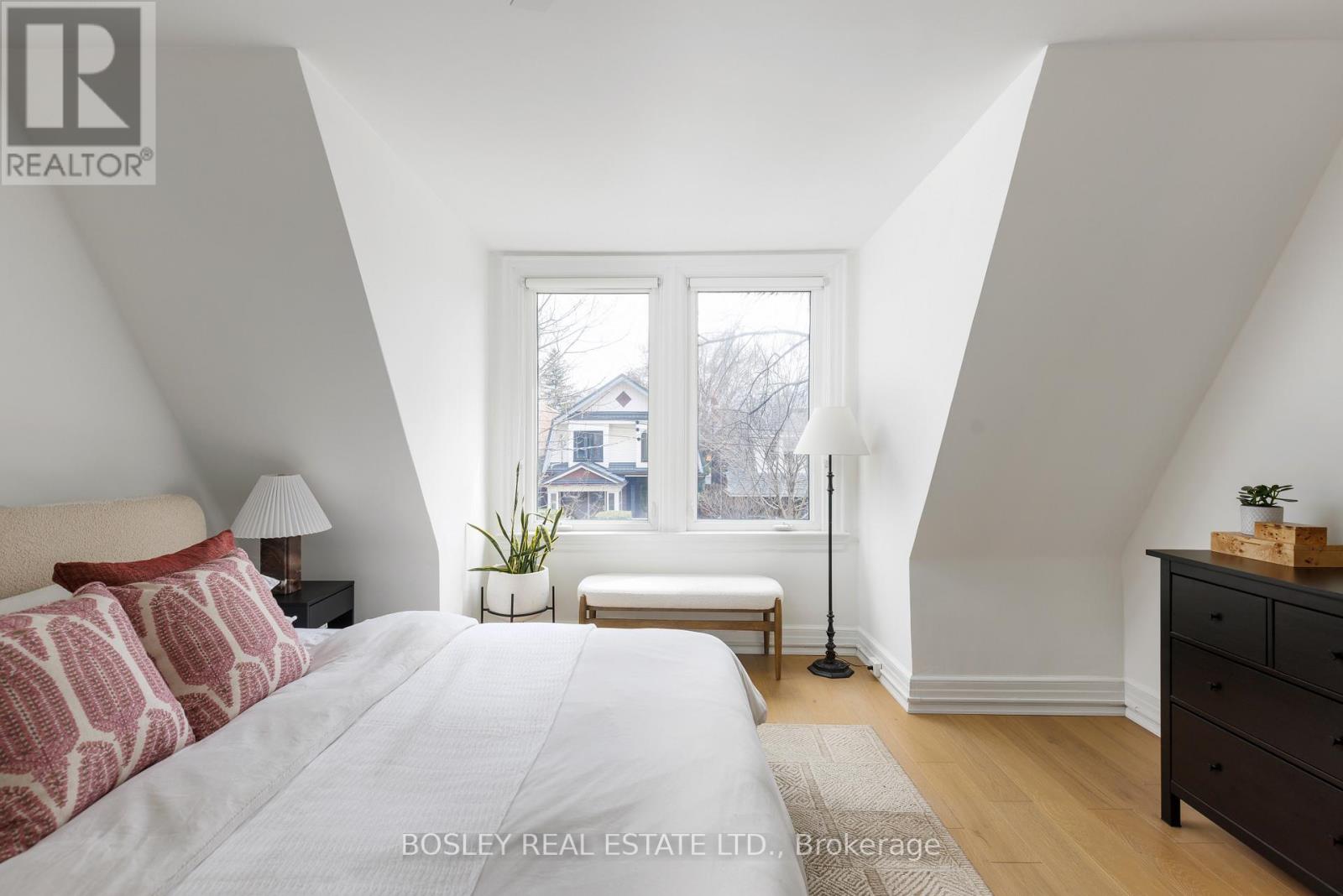 140 Garden Avenue, Toronto (Roncesvalles), Ontario  M6R 1H7 - Photo 24 - W12995496