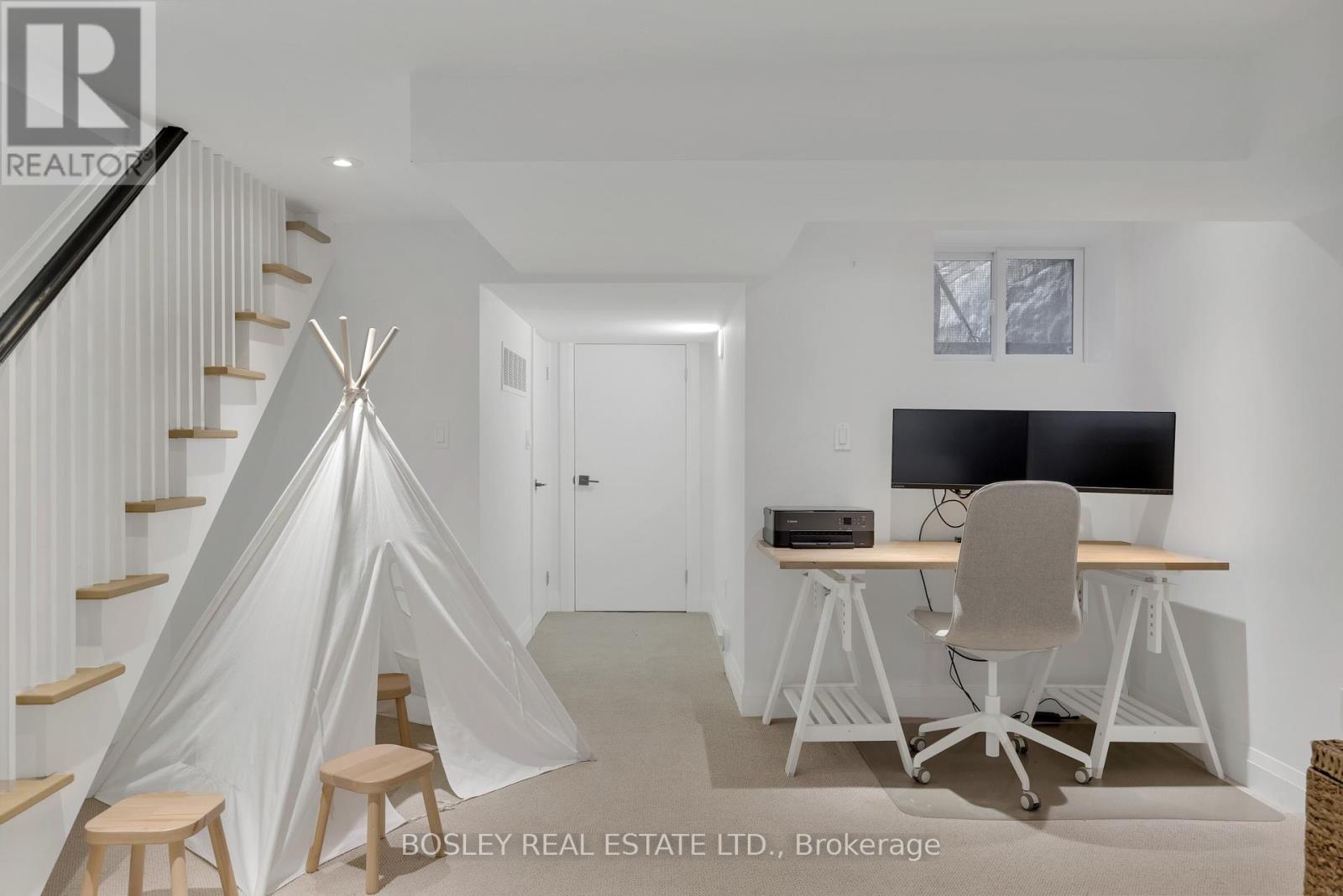 140 Garden Avenue, Toronto (Roncesvalles), Ontario  M6R 1H7 - Photo 42 - W12995496