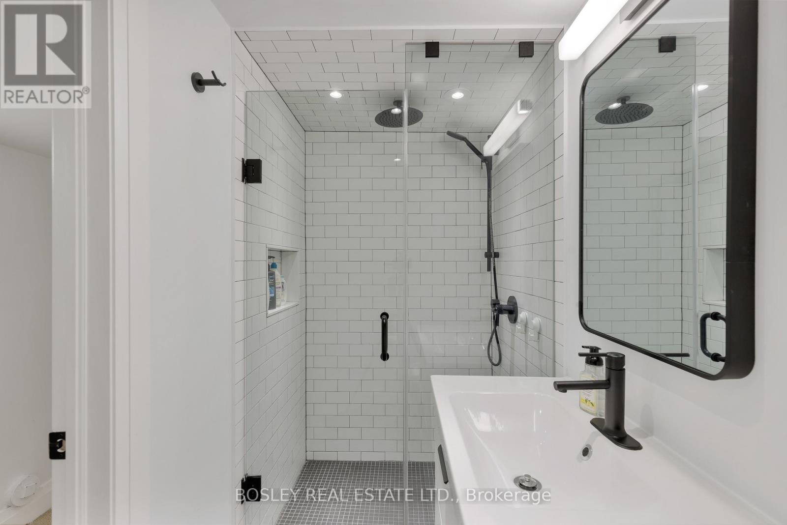 140 Garden Avenue, Toronto (Roncesvalles), Ontario  M6R 1H7 - Photo 44 - W12995496