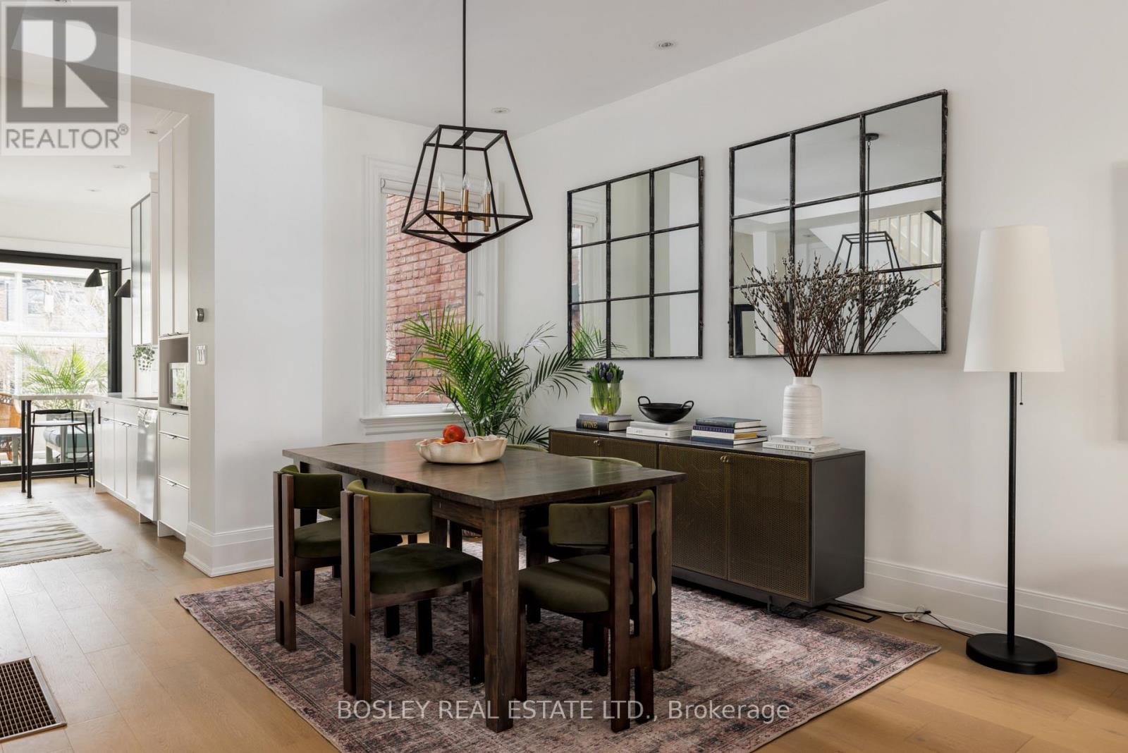 140 Garden Avenue, Toronto (Roncesvalles), Ontario  M6R 1H7 - Photo 8 - W12995496