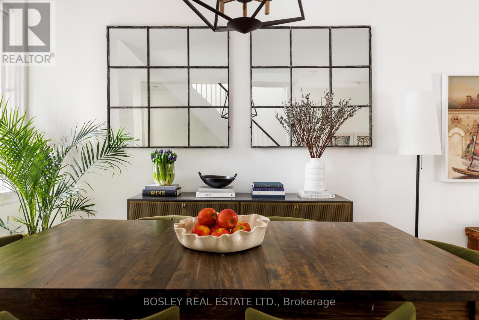 140 Garden Avenue, Toronto (Roncesvalles), Ontario  M6R 1H7 - Photo 9 - W12995496