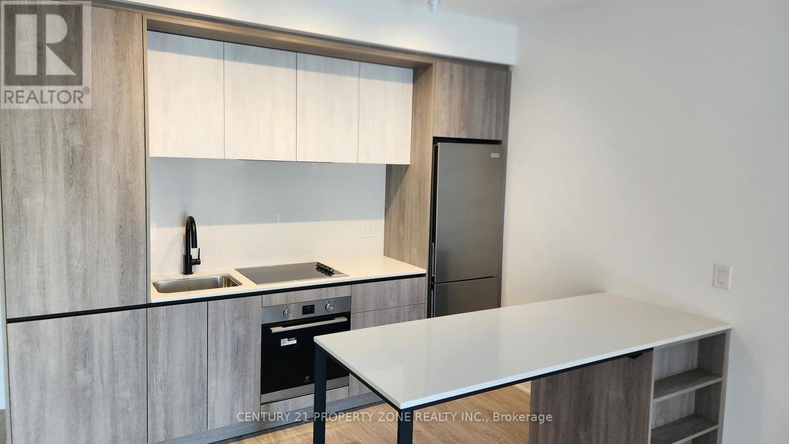 712 - 2495 Eglinton Avenue W, Mississauga, Ontario  L5M 2T2 - Photo 14 - W12995510