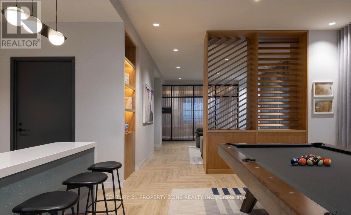 712 - 2495 Eglinton Avenue W, Mississauga, Ontario  L5M 2T2 - Photo 9 - W12995510