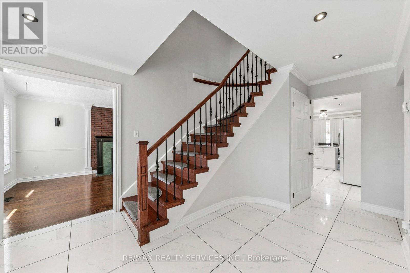 4 Burt Drive, Brampton, Ontario  L6X 3H6 - Photo 18 - W12995566