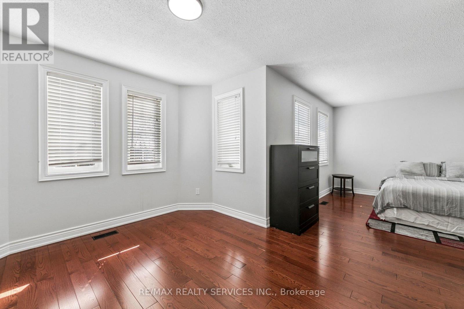 4 Burt Drive, Brampton, Ontario  L6X 3H6 - Photo 22 - W12995566