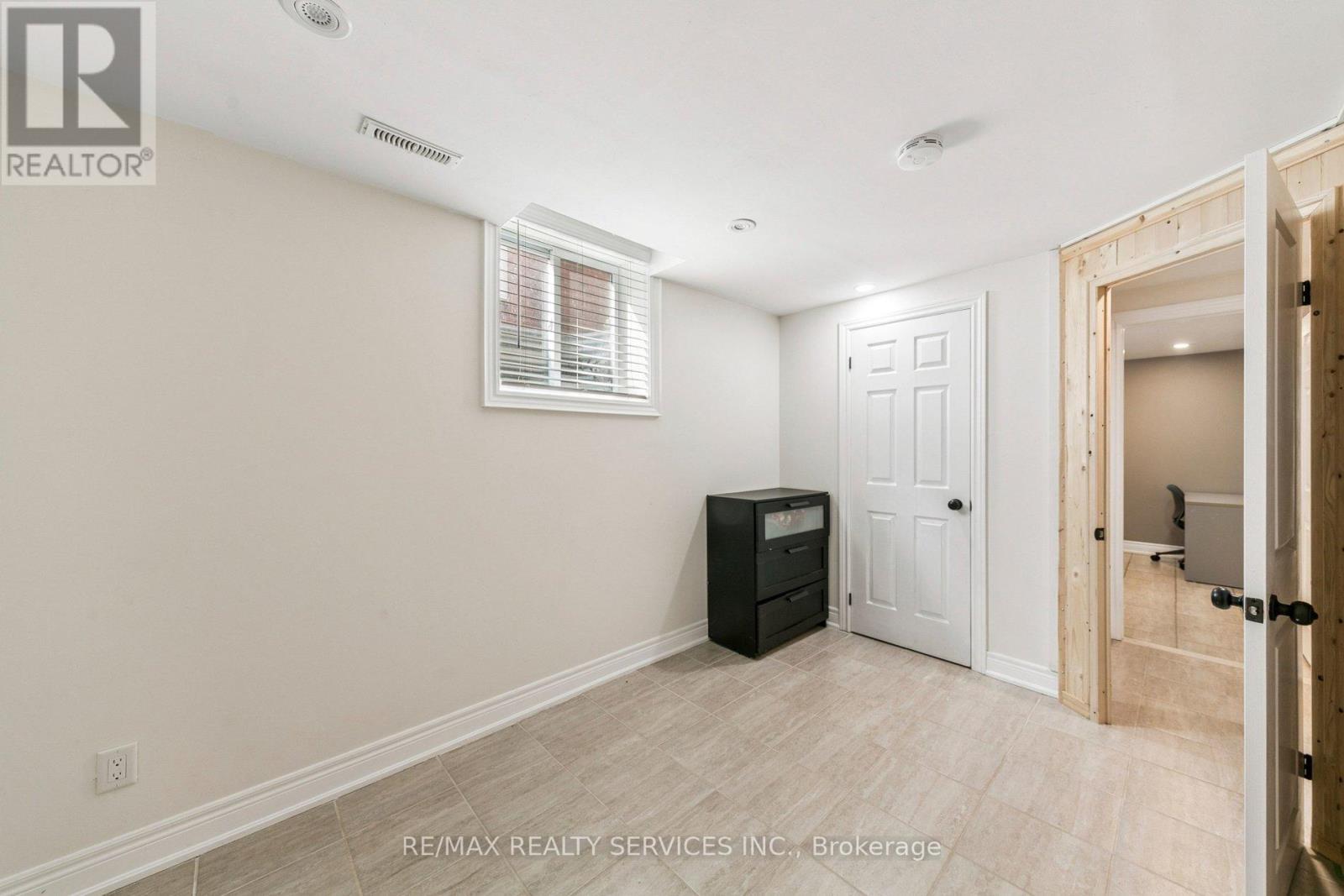 4 Burt Drive, Brampton, Ontario  L6X 3H6 - Photo 41 - W12995566