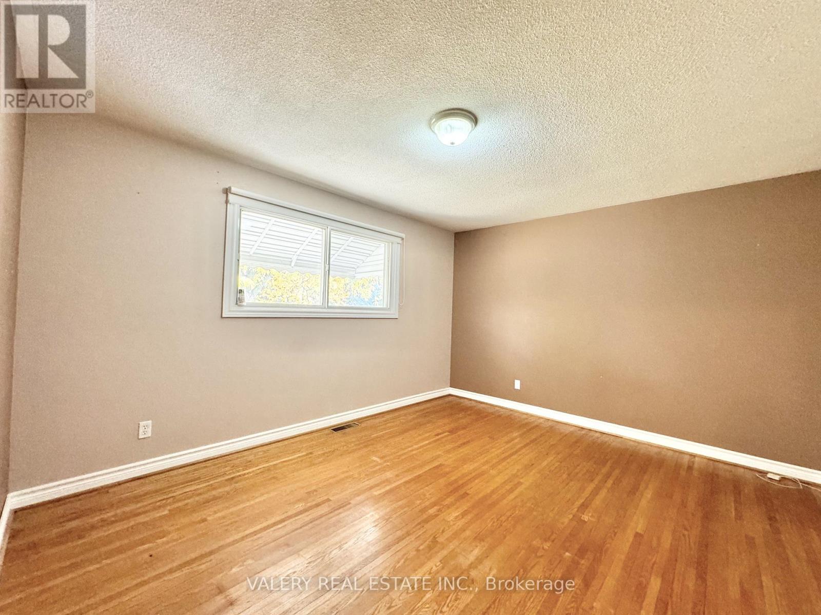 Main - 2949 Olde Base Line Road, Caledon, Ontario  L7C 0K8 - Photo 15 - W12995582