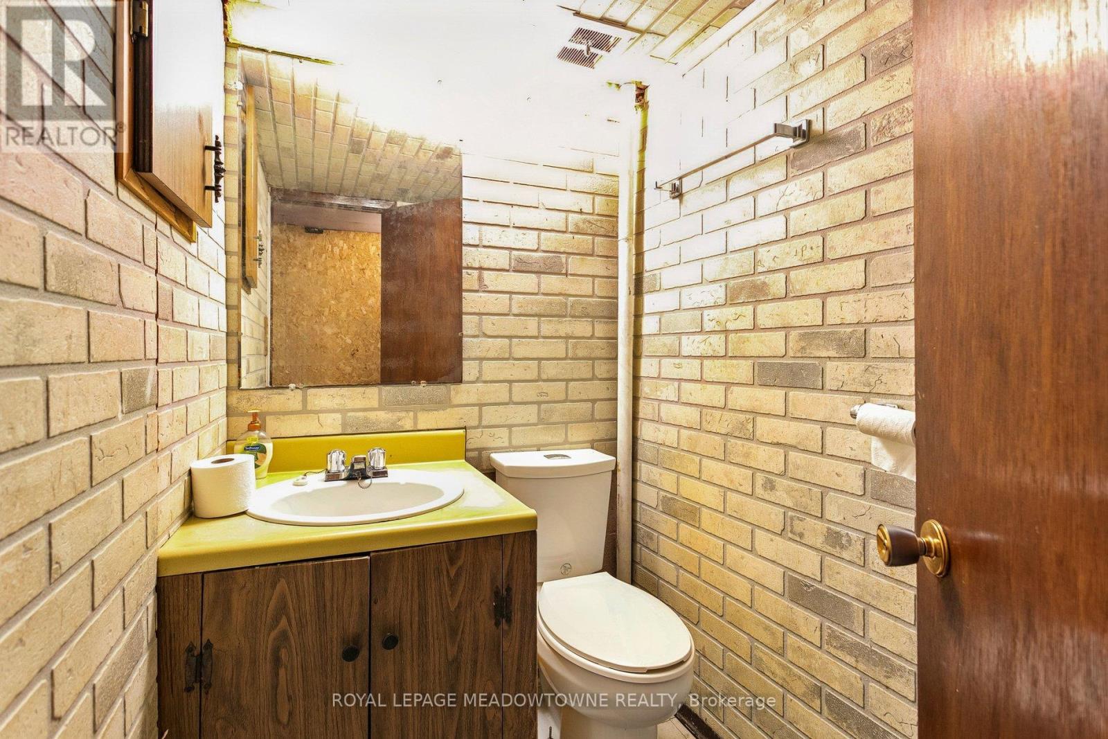 20 Plainsman Road, Mississauga, Ontario  L5N 1C6 - Photo 35 - W12995610