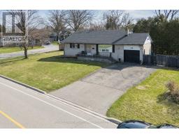 20 PLAINSMAN ROAD, Mississauga, Ontario