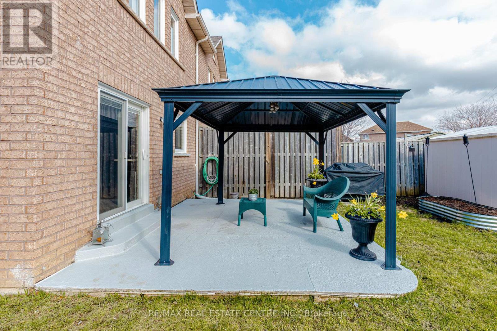 60 Native Landing, Brampton, Ontario  L6X 5B1 - Photo 23 - W12995632