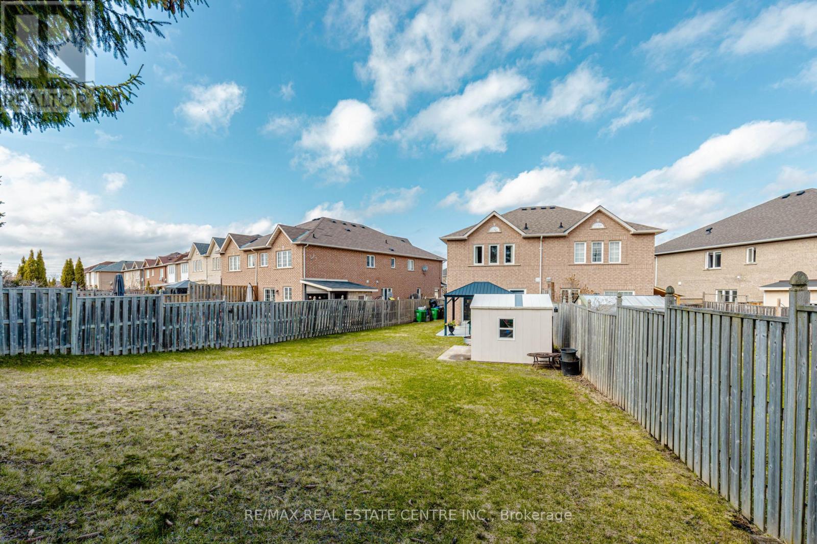 60 Native Landing, Brampton, Ontario  L6X 5B1 - Photo 25 - W12995632