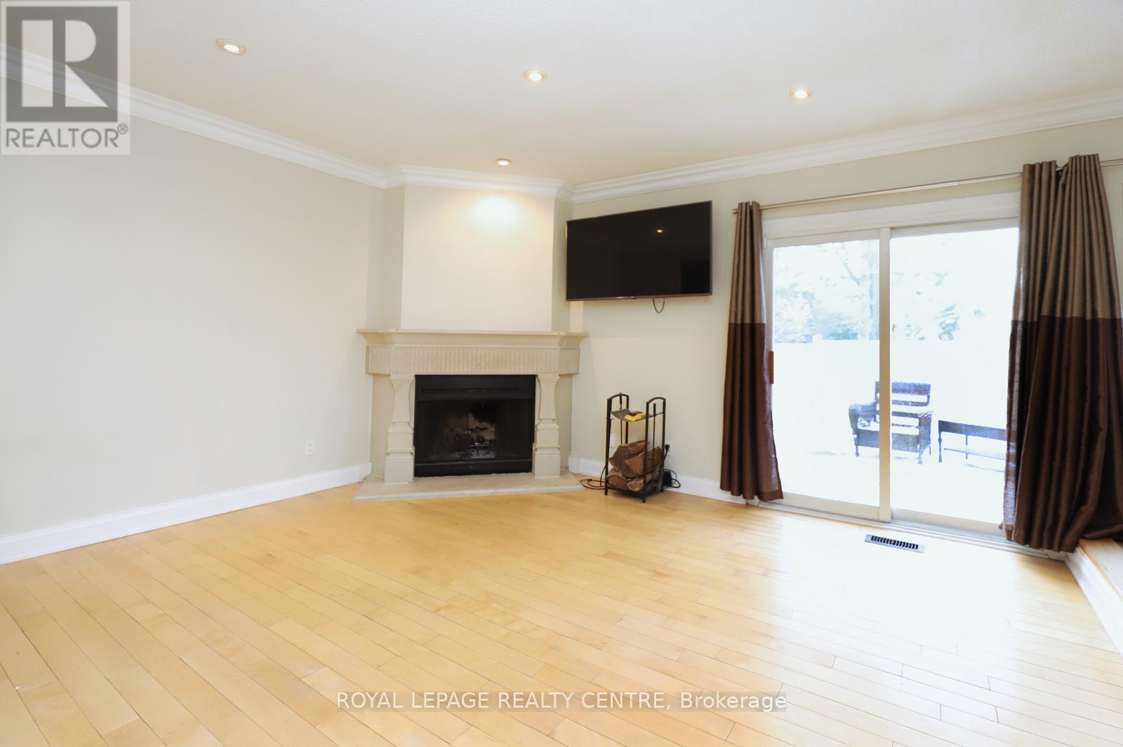 16 - 1021 Cedarglen Gate, Mississauga, Ontario  L5C 3A7 - Photo 21 - W12995674