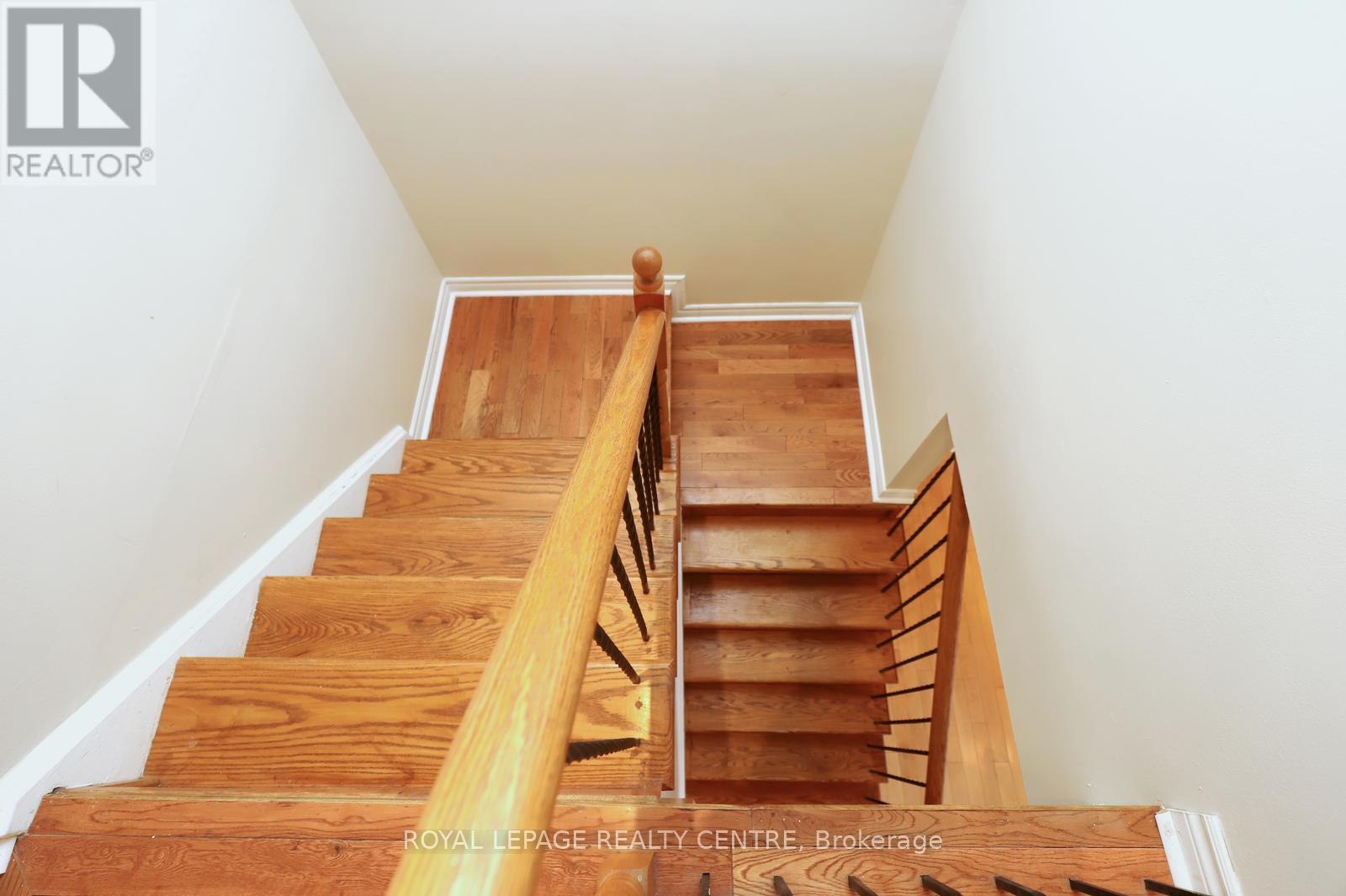 16 - 1021 Cedarglen Gate, Mississauga, Ontario  L5C 3A7 - Photo 25 - W12995674