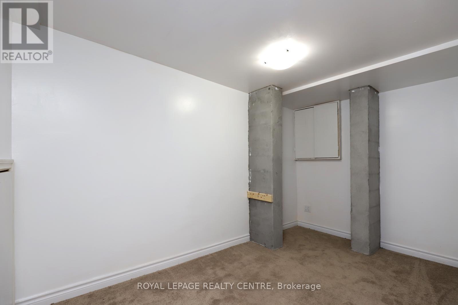 16 - 1021 Cedarglen Gate, Mississauga, Ontario  L5C 3A7 - Photo 44 - W12995674