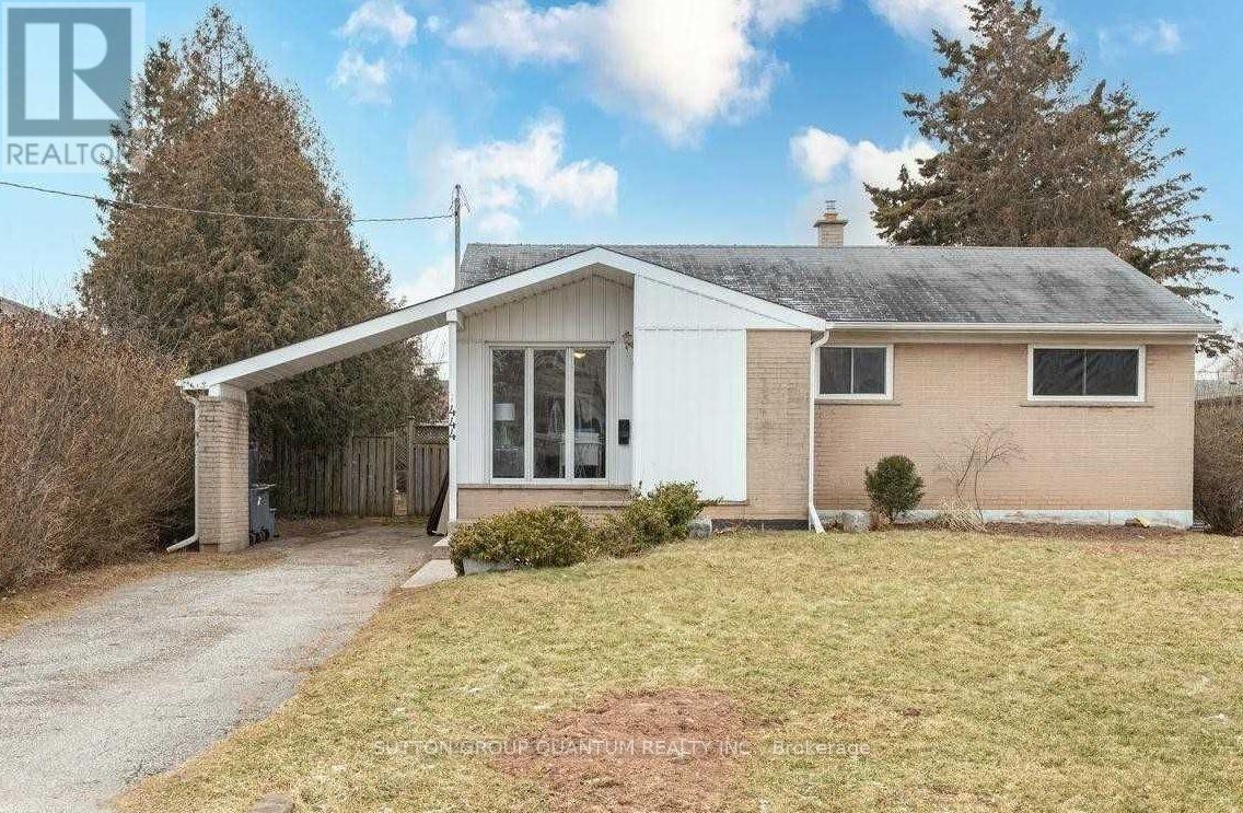 444 SEABOURNE DRIVE, Oakville, Ontario