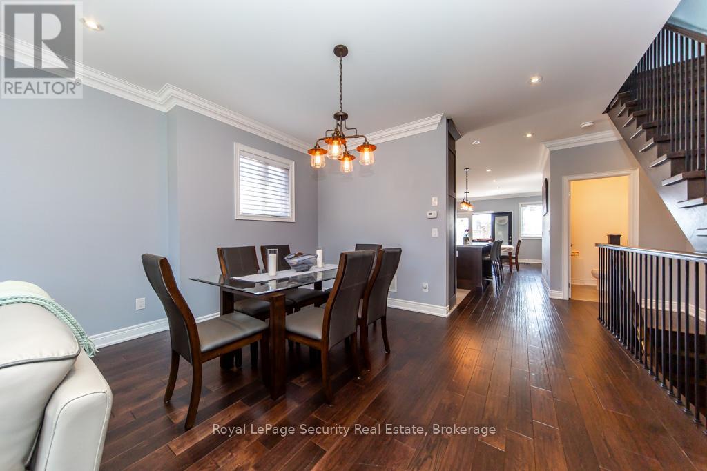 31 John Best Avenue, Toronto, Ontario  M9N 1C4 - Photo 11 - W12995776