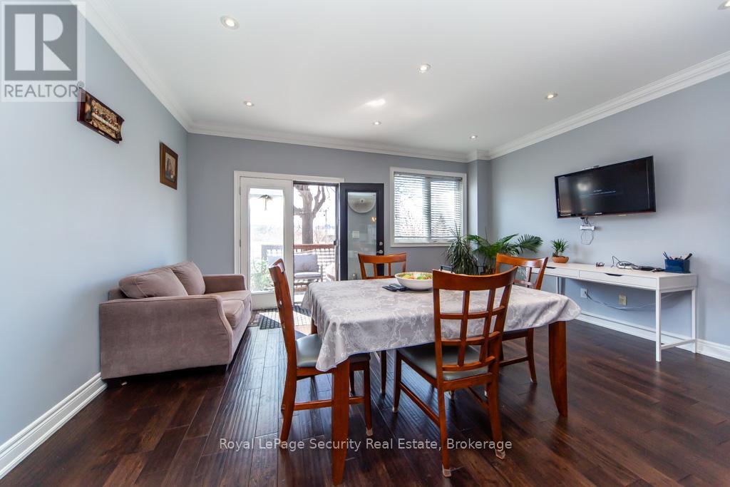 31 John Best Avenue, Toronto, Ontario  M9N 1C4 - Photo 17 - W12995776