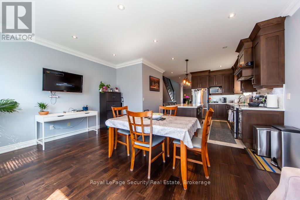 31 John Best Avenue, Toronto, Ontario  M9N 1C4 - Photo 19 - W12995776