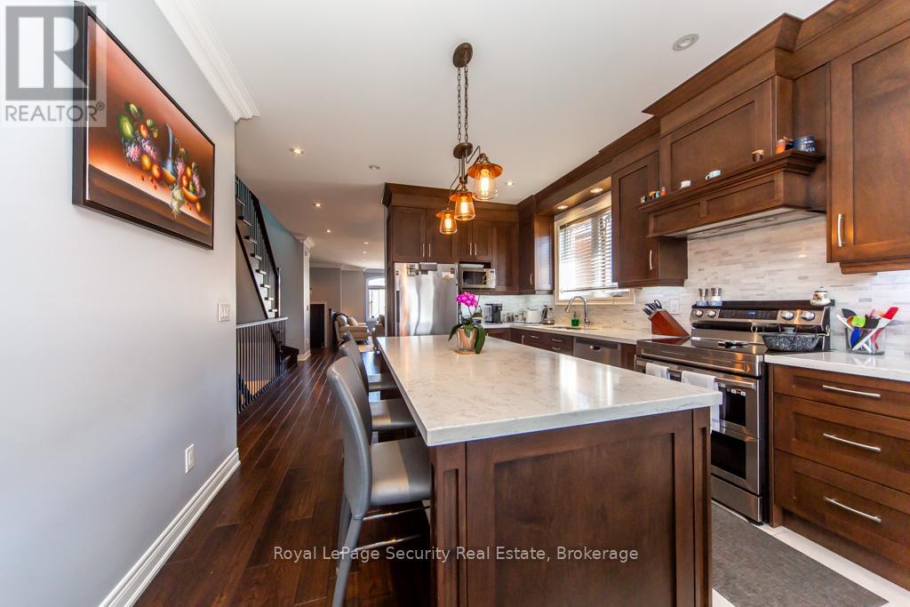 31 John Best Avenue, Toronto, Ontario  M9N 1C4 - Photo 20 - W12995776