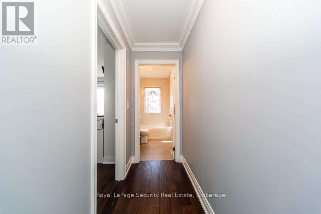 31 John Best Avenue, Toronto, Ontario  M9N 1C4 - Photo 25 - W12995776